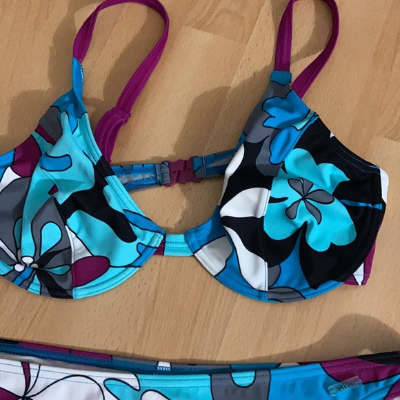 Entirely - Picture 2 of 11